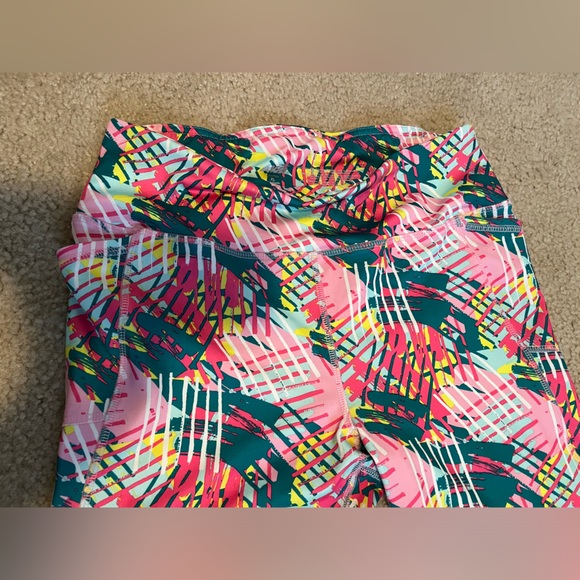 🌻XL Avia athletic capris, pockets on both sides. - Picture 3 of 9